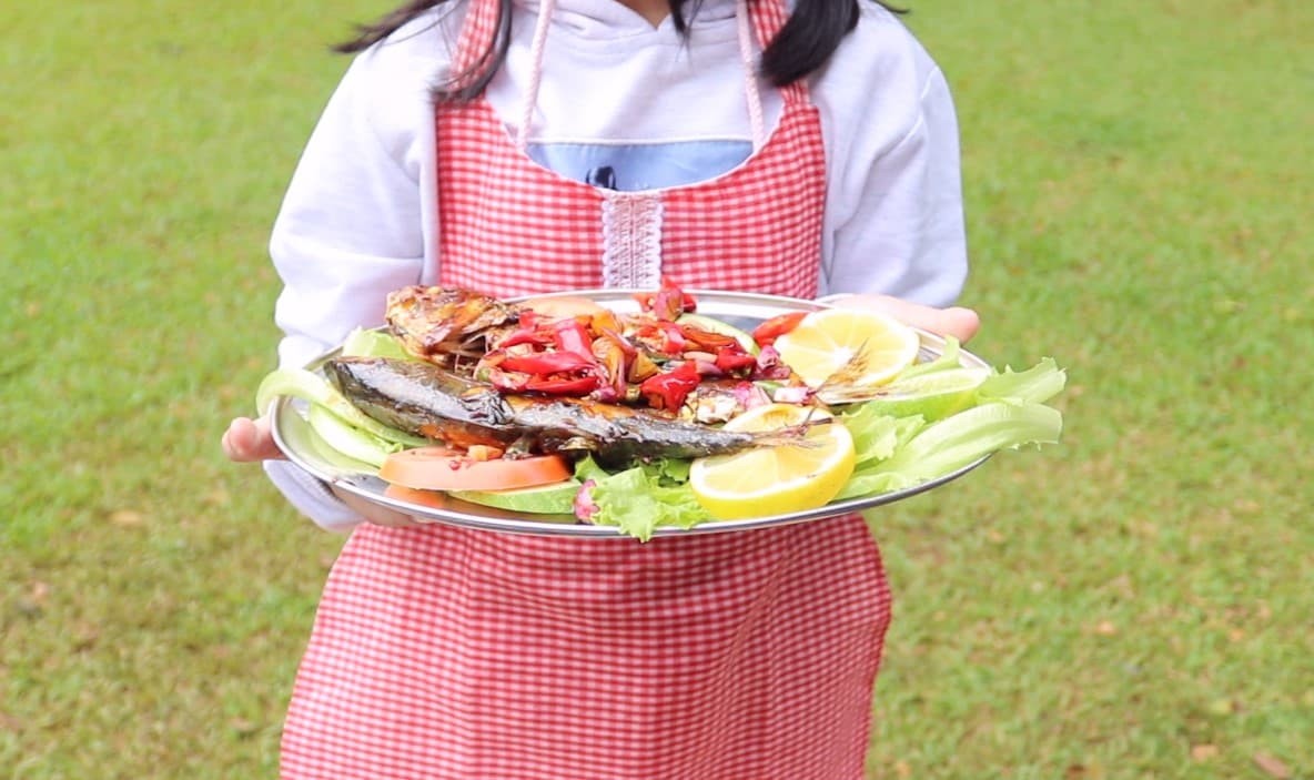 ola membakar ikan kembung hasilnya